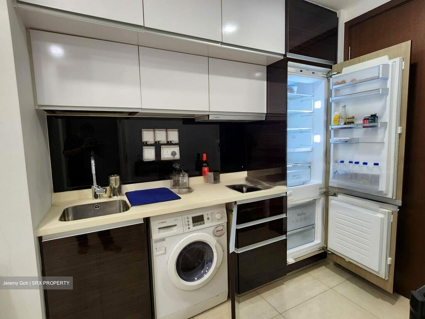 Centra Residence (D14), Apartment #468845861